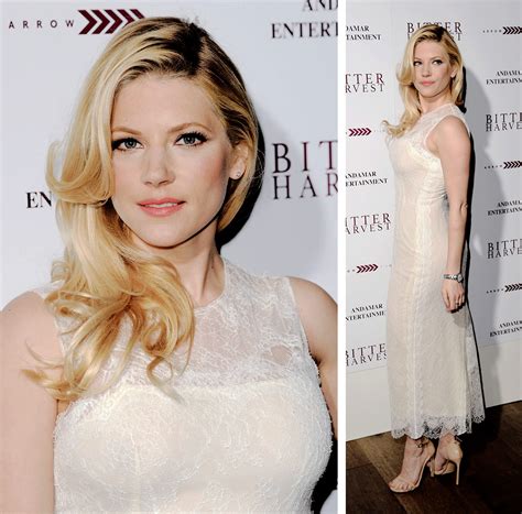 Katheryn Winnick Updates Ϟ